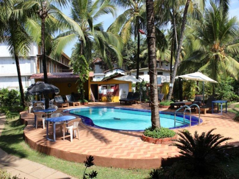 Dona Julia Beach Resort Калангут Экстерьер фото