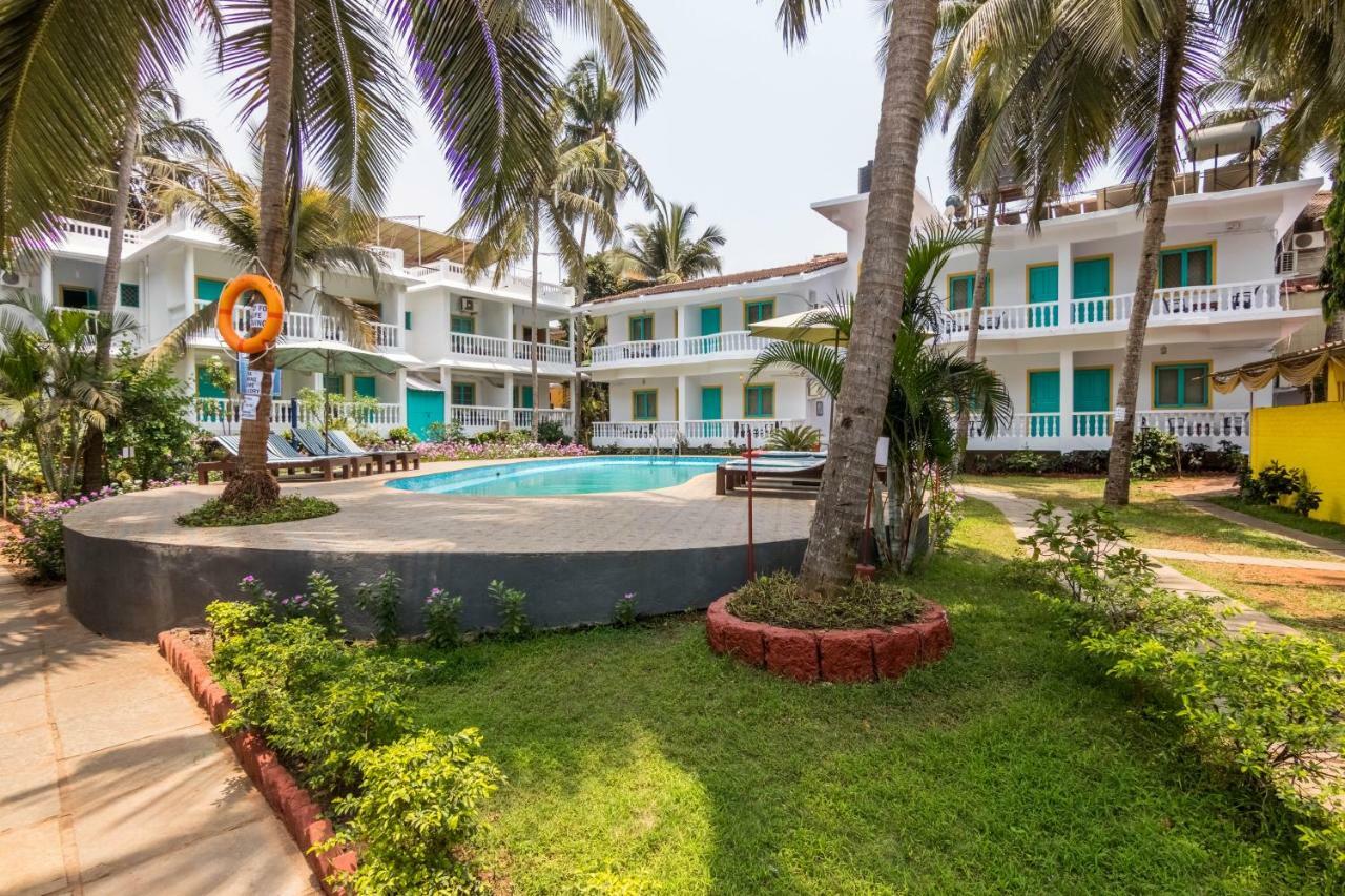 Dona Julia Beach Resort Калангут Экстерьер фото