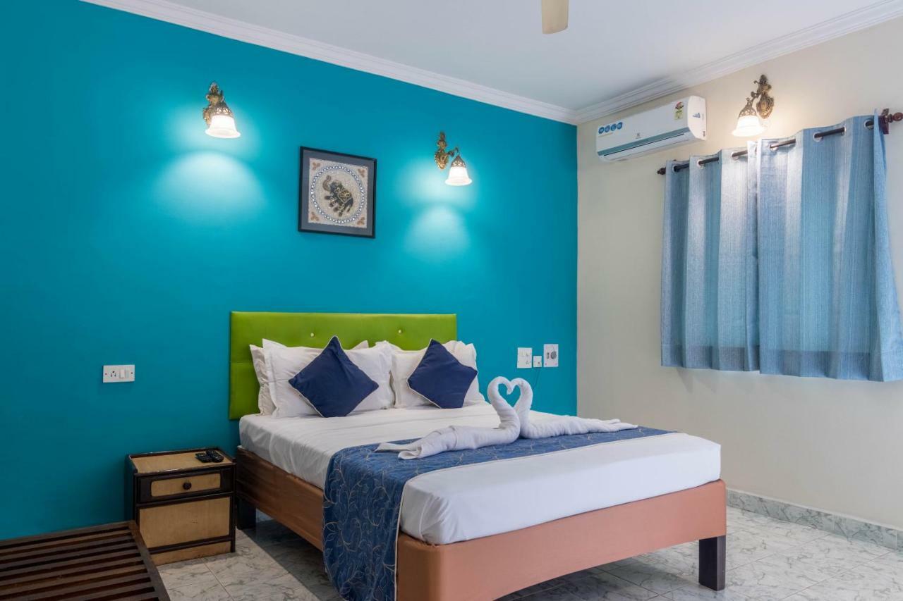 Dona Julia Beach Resort Калангут Экстерьер фото